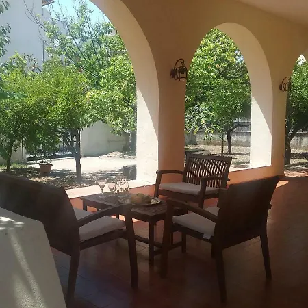 Guest house Teocles *